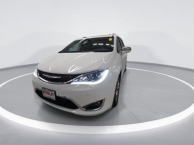 2018 Chrysler Pacifica FWD Minivan for sale #25298 - photo 2