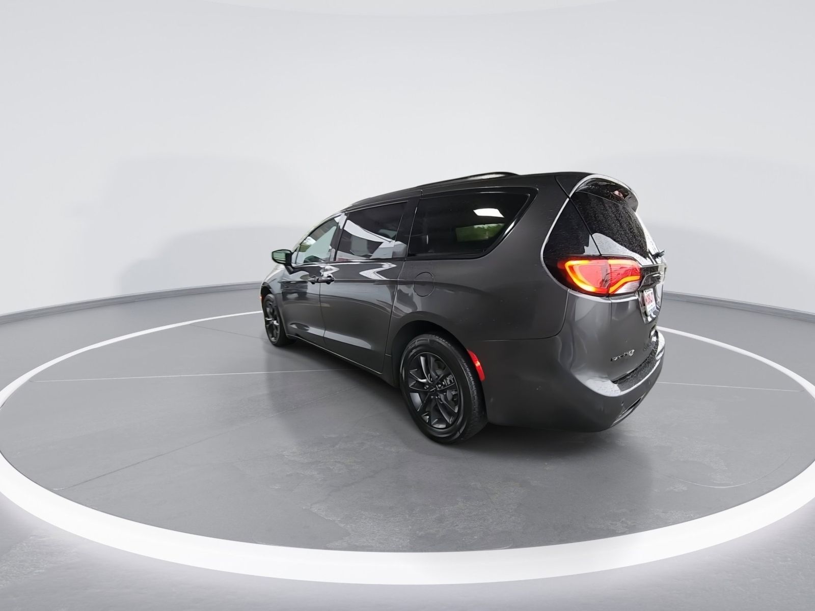 Used 2020 Chrysler Pacifica - photo 28
