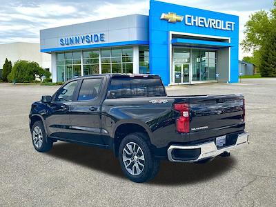 New 2025 Chevrolet Silverado 1500 LT Crew Cab 4x4 Pickup for sale #904772 - photo 2