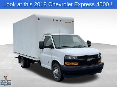 Used 2018 Chevrolet Express 4500 - photo 1