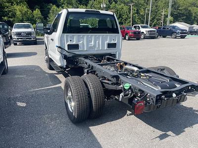 New 2025 Ford F-350 XL Regular Cab 4WD Cab Chassis for sale #25F328 - photo 2