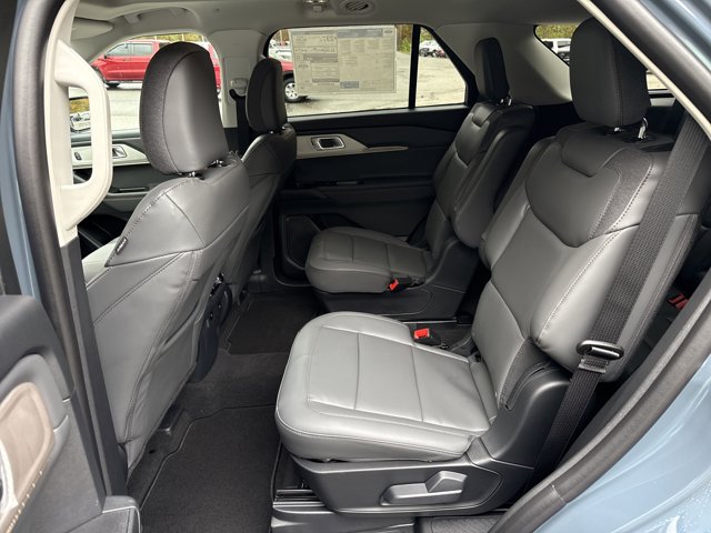 New 2026 Ford Explorer - photo 12