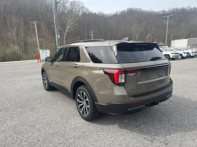 New 2026 Ford Explorer - photo 1