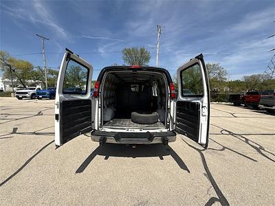 2017 GMC Savana 2500 RWD Empty Cargo Van for sale #251004A - photo 2