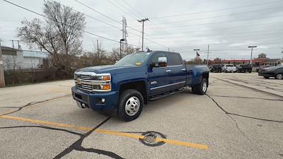 Used 2016 Chevrolet Silverado 3500 High Country Crew Cab 4x4 Pickup for sale #251007A - photo 1