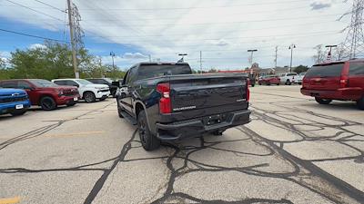 2022 Chevrolet Silverado 1500 Crew Cab 4x4 Pickup for sale #251204A - photo 2