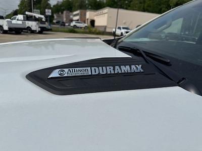 New 2025 Chevrolet Silverado 3500 - photo 1