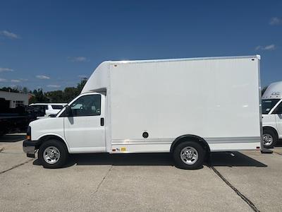 New 2025 Chevrolet Express 3500 Box Van for sale #251642 - photo 2