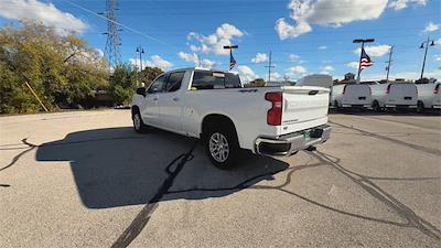 2019 Chevrolet Silverado 1500 Crew Cab 4x4 Pickup for sale #251838A - photo 2