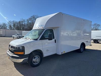New 2025 Chevrolet Express 4500 - photo 1