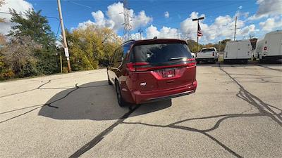 2023 Chrysler Pacifica FWD Minivan for sale #26469A - photo 2