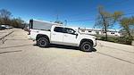 2023 Nissan Frontier Crew Cab 4x4 Pickup for sale #3197FI - photo 9