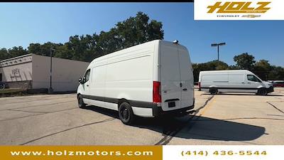 Used 2025 Mercedes-Benz Sprinter 2500 - photo 1