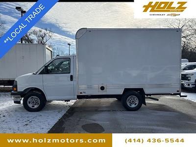 Used 2025 GMC Savana 3500 - photo 1
