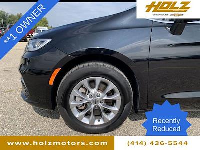 Used 2024 Chrysler Pacifica Touring L Minivan for sale #3556TM - photo 2