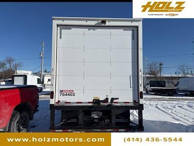 Used 2020 Mitsubishi Fuso FE160 - photo 1