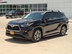 2023 Toyota Highlander FWD SUV for sale #C251444A - photo 5