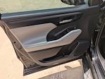 2021 Toyota Highlander FWD SUV for sale #C251587A - photo 10