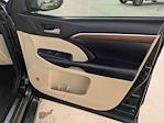 2018 Toyota Highlander FWD SUV for sale #C251700A - photo 29