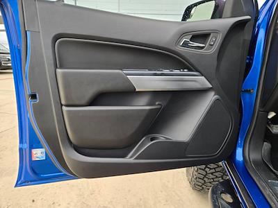 2020 Chevrolet Colorado Crew Cab 4WD Pickup for sale #C260141A - photo 2