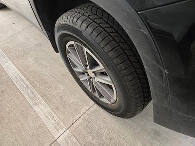 Used 2023 Chevrolet Traverse - photo 1