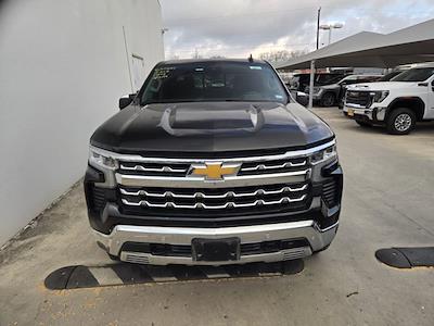 Used 2024 Chevrolet Silverado 1500 - photo 1