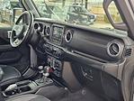 2020 Jeep Gladiator Crew Cab 4WD Pickup for sale #C260399A - photo 19