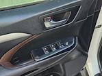 Used 2019 Toyota Highlander XLE for sale #C261103A - photo 12