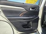 Used 2019 Toyota Highlander XLE for sale #C261103A - photo 16