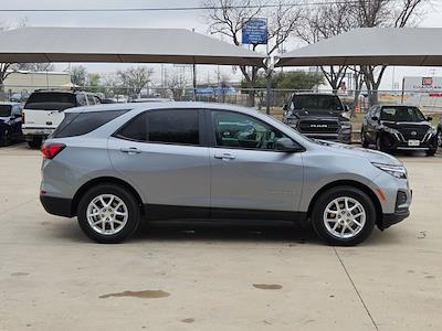 Used 2024 Chevrolet Equinox - photo 1