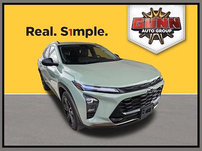 Used 2024 Chevrolet Trax - photo 1