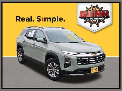 Used 2025 Chevrolet Equinox - photo 1