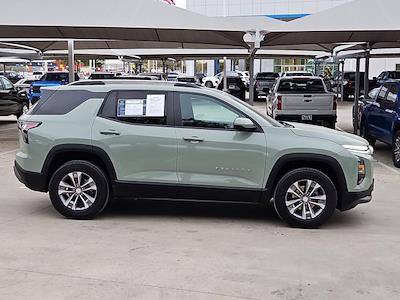 Used 2025 Chevrolet Equinox - photo 1