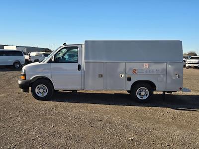 New 2025 Chevrolet Express 3500 - photo 1