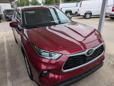 2021 Toyota Highlander FWD SUV for sale #CE15319A - photo 2