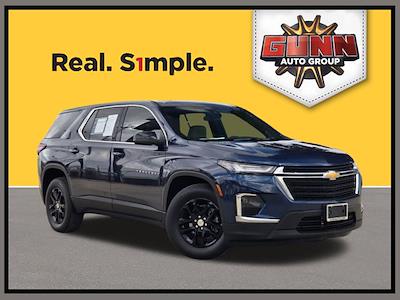 Used 2022 Chevrolet Traverse - photo 1