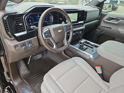 Used 2023 Chevrolet Silverado 1500 - photo 1