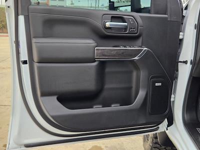 2022 Chevrolet Silverado 2500 Crew Cab 4WD Pickup for sale #G260364A - photo 2
