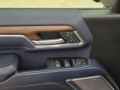 Used 2024 Chevrolet Silverado 3500 - photo 1