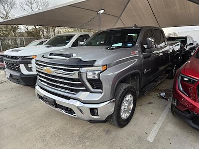 Used 2024 Chevrolet Silverado 2500 - photo 1