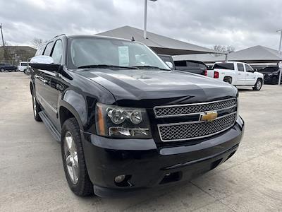 Used 2014 Chevrolet Suburban - photo 1