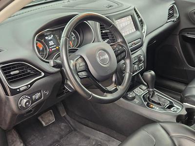 Used 2020 Jeep Cherokee - photo 1