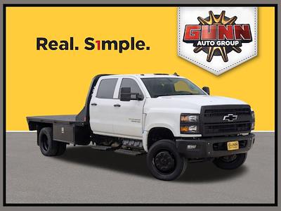 2022 Chevrolet Silverado 5500 Crew Cab DRW 4WD Flatbed Truck for sale #GT242113A - photo 1