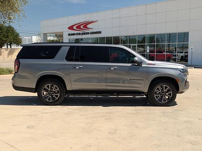 2021 Chevrolet Suburban 4WD SUV for sale #GT251292B - photo 2