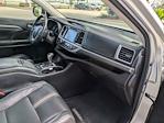2017 Toyota Highlander FWD SUV for sale #GW2873A - photo 19