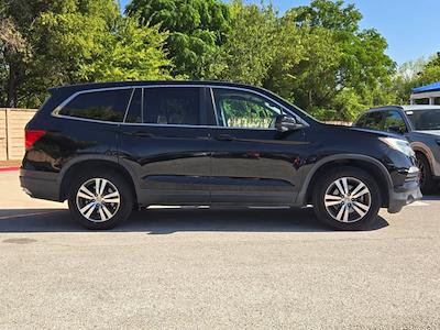 2017 Honda Pilot FWD SUV for sale #H262003A - photo 2