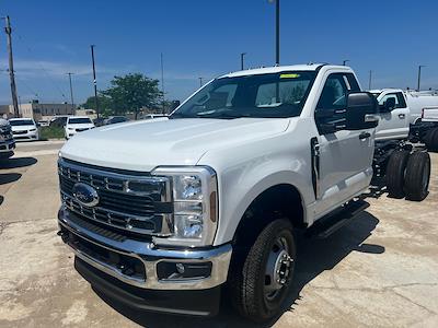 New 2025 Ford F-350 Regular Cab 4x4 Cab Chassis for sale #F43807 - photo 1