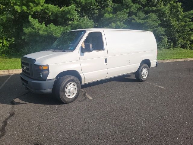 Used 2014 Ford E-350 - photo 2