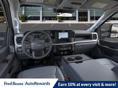 New 2025 Ford F-450 - photo 1