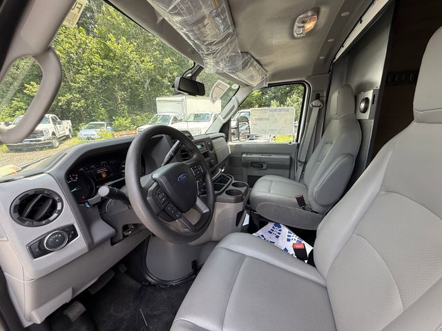 New 2026 Ford E-450 - photo 12